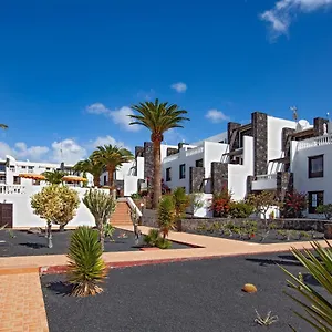 Caleton Blanco, Apartment
